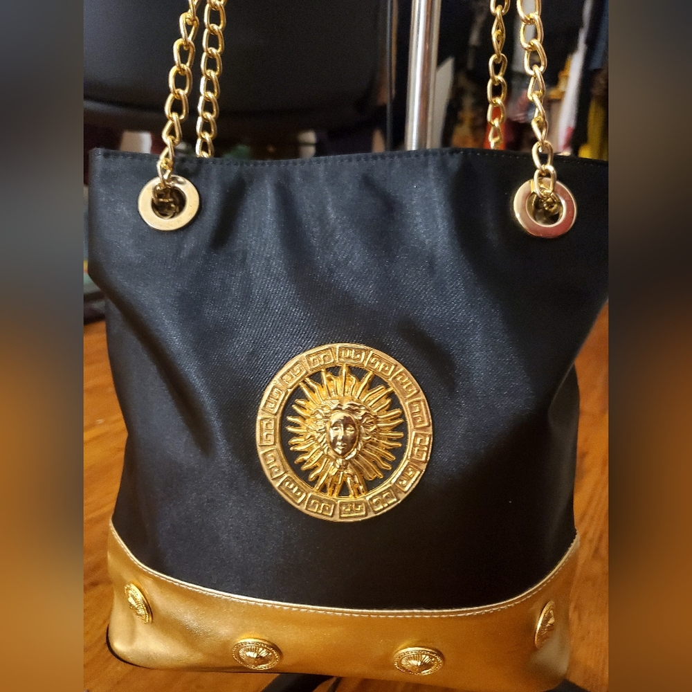 Beautiful Fashion Shoulder bag